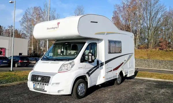 Fiat Ducato / Sunlight, alkovna pro 6 osob, tažné, markýza - Sunlight 2010