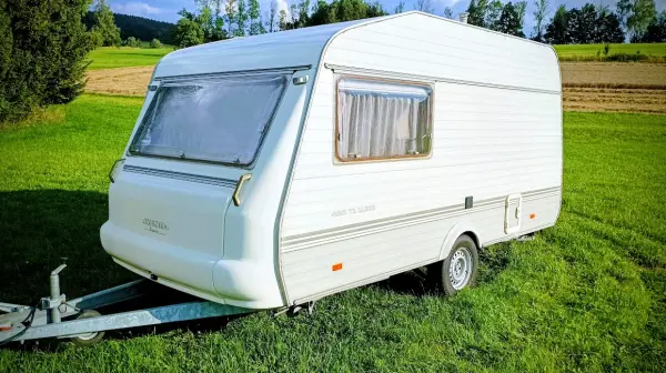 Avento 420 Premier + předstan + TV - Avento 1995